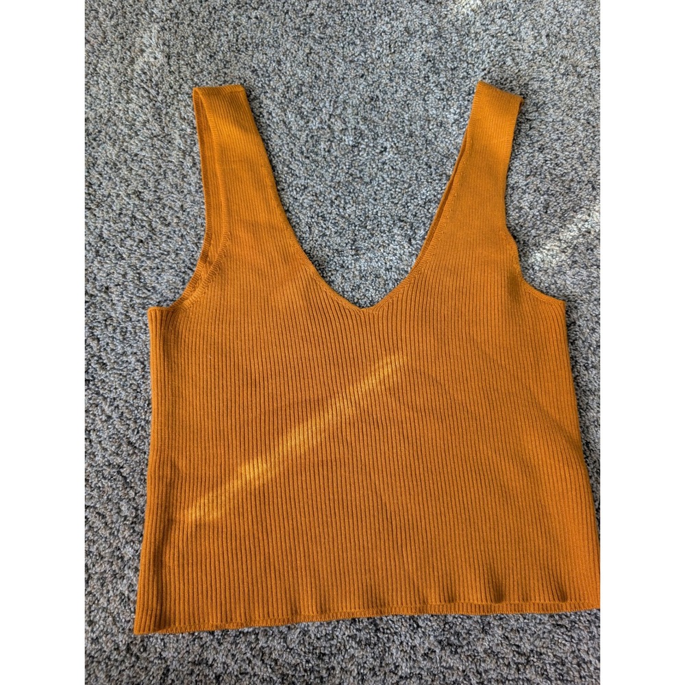 BCBG Paris Womens Ribbed Knit V-Neck Tank‎ Top Mustard Yellow Size M Sleeveless